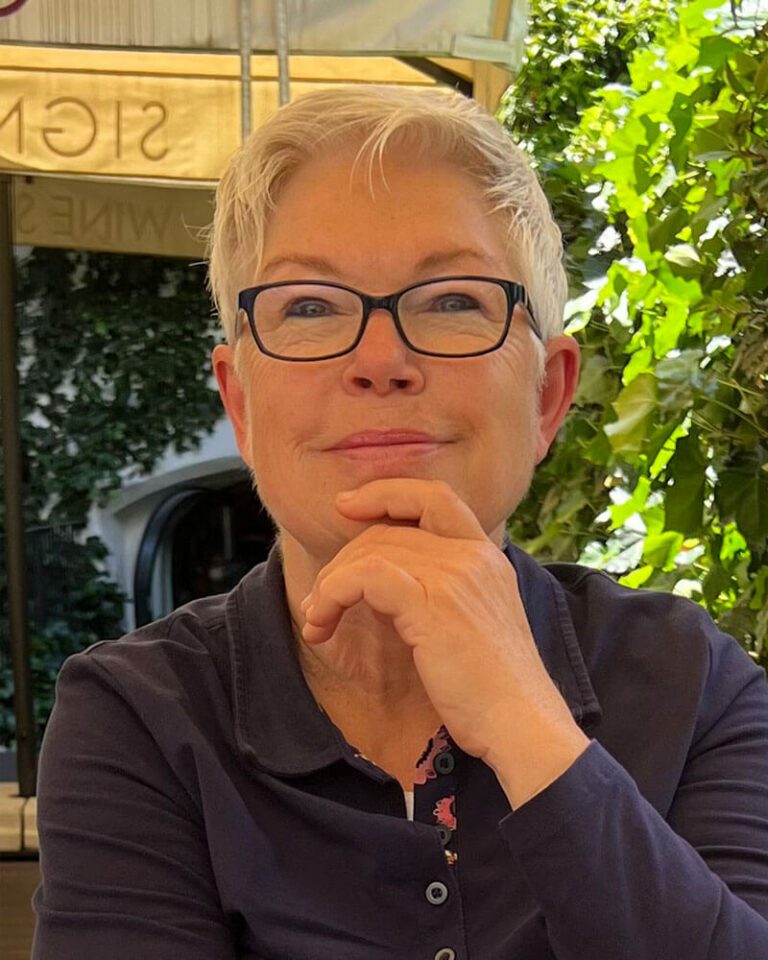 Portrait von Iris Wendel